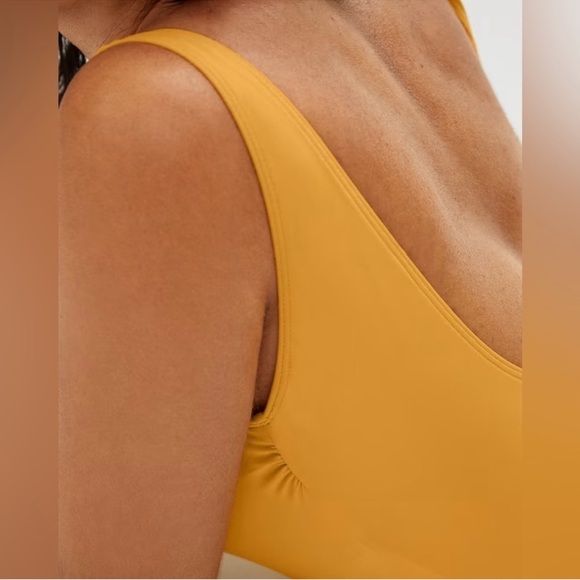 Everlane The Square-Neck One-Piece Mustard
Marigold Yellow Size Small - Picture 5 of 11